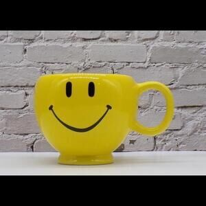 Happy Face Yellow Mug